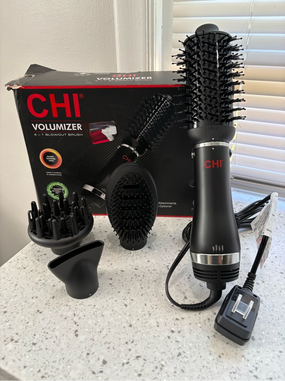 CHI volumizer 4-in-1 blowout brush